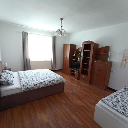 Dove Apartment Sibiu Exterior foto